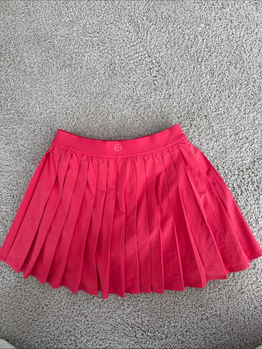 lululemon athletica Hot Pink Pleated Skater Skirt with shorts - Picture 2 of 4